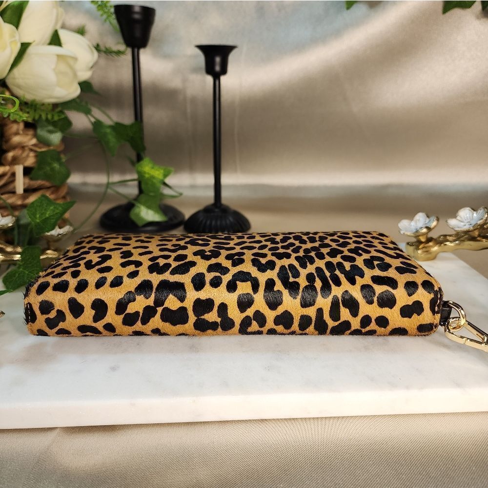 Michael Kors Black Wallet with Gold Accents - Picture 9 of 17